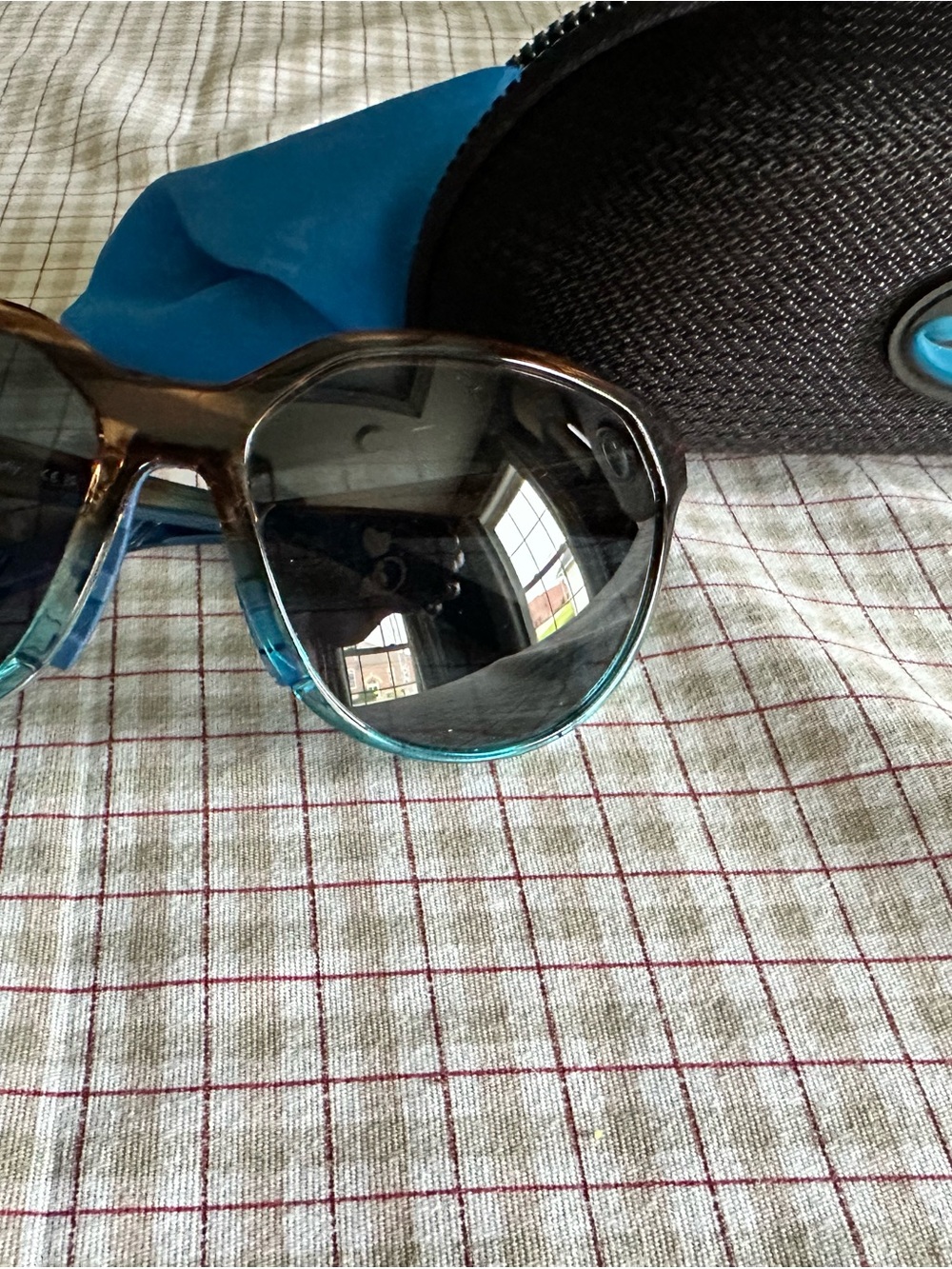 Costa women’s Mayfly sunglasses. NEW.